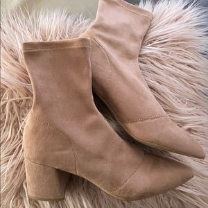 Steve Madden suede leather nude ankle booties